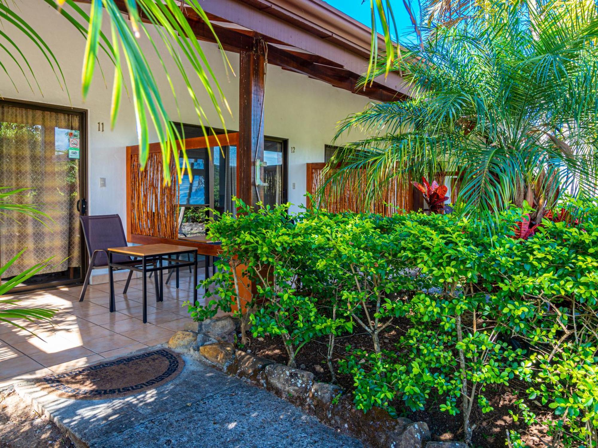אתנאס Hotel Colinas Del Sol מראה חיצוני תמונה