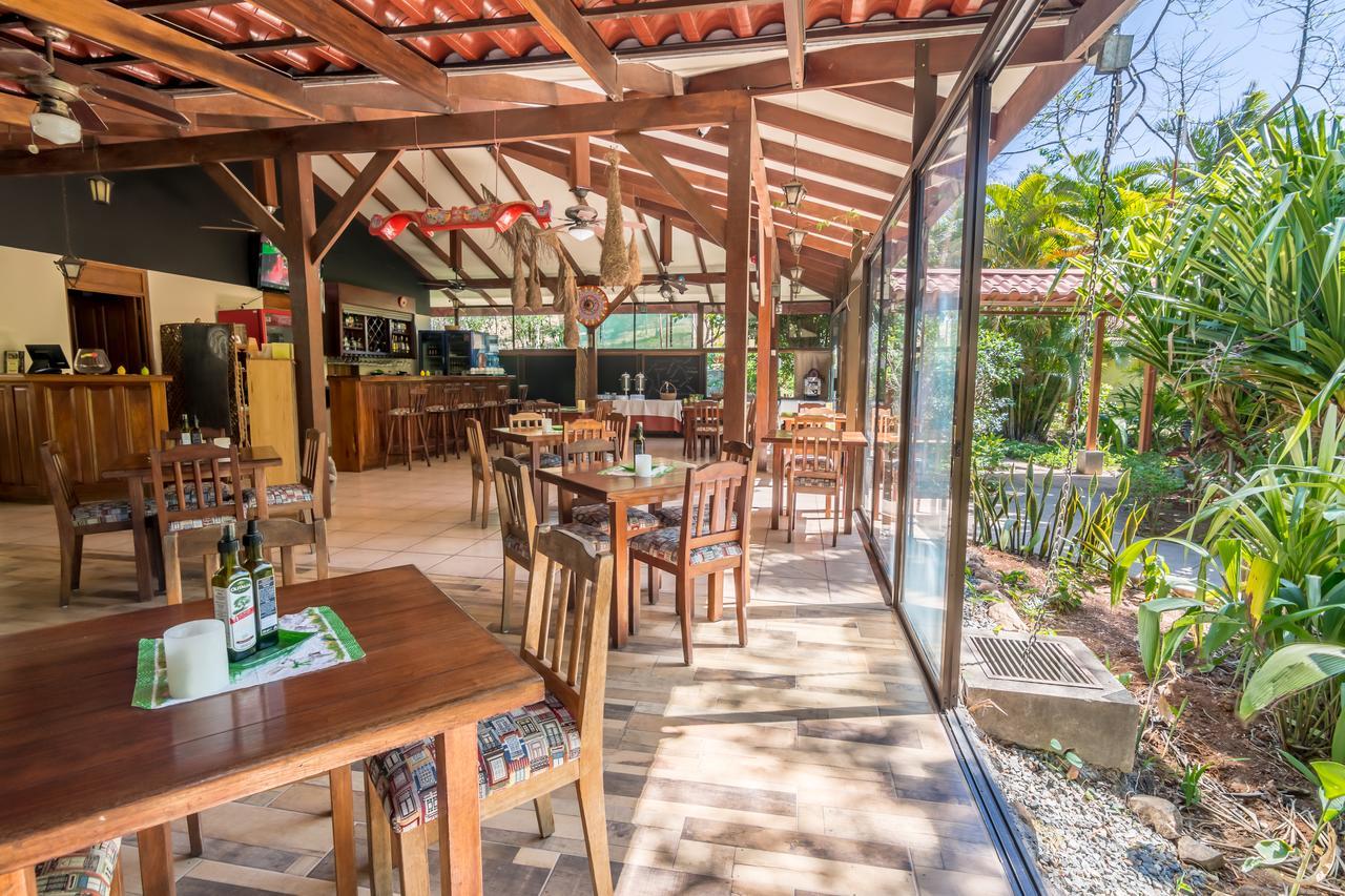 אתנאס Hotel Colinas Del Sol מראה חיצוני תמונה