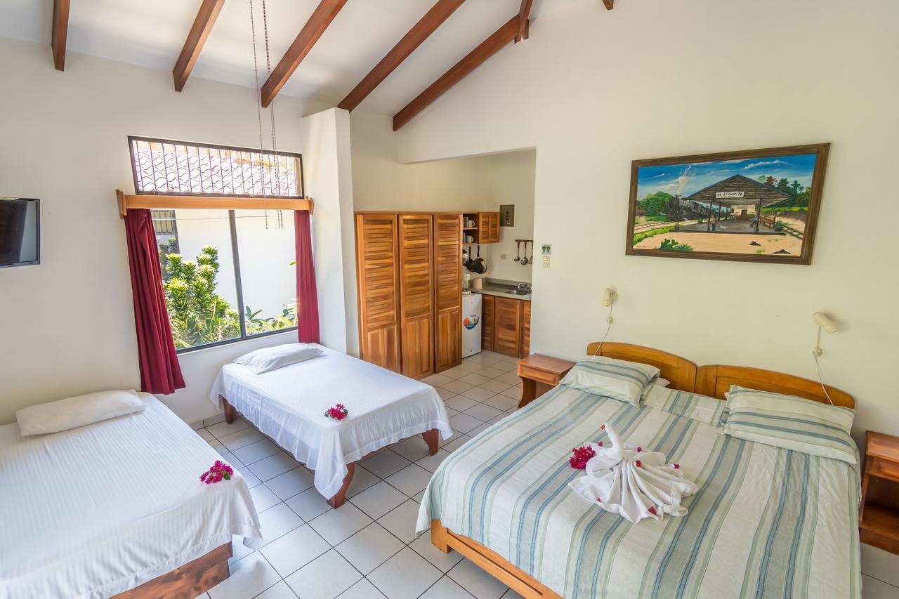 אתנאס Hotel Colinas Del Sol מראה חיצוני תמונה